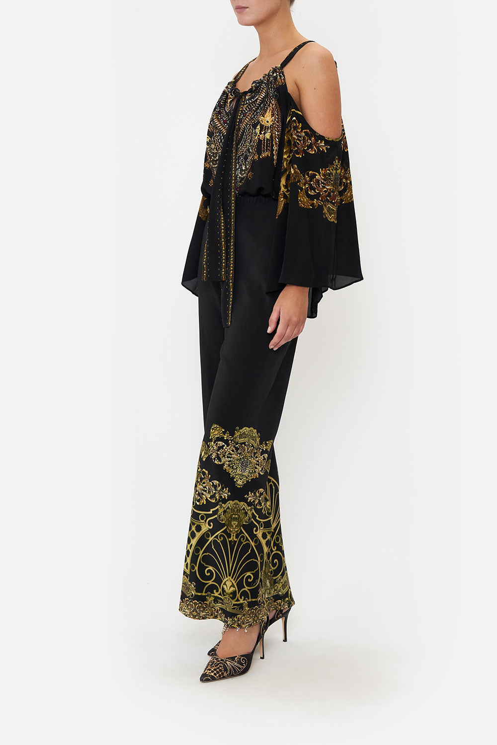 DROP SHOULDER FLARED TOP SHADOWS OF ARMADA