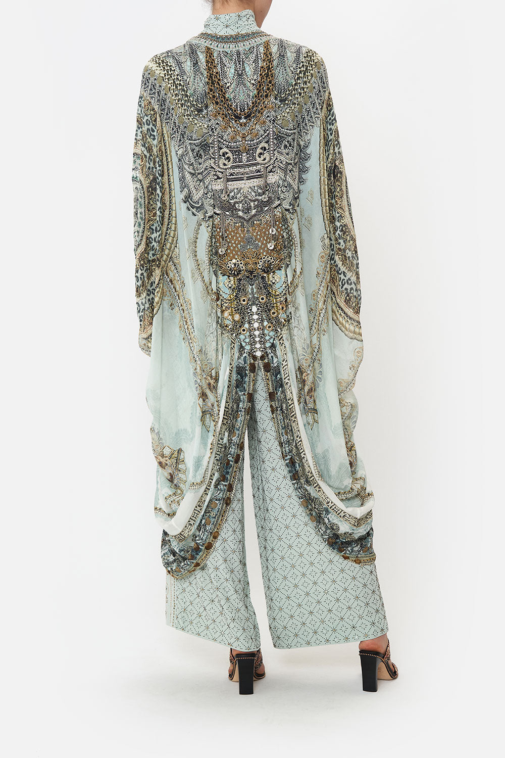 LAYER WITH CENTRE BACK PANEL FREE ESPIRITU