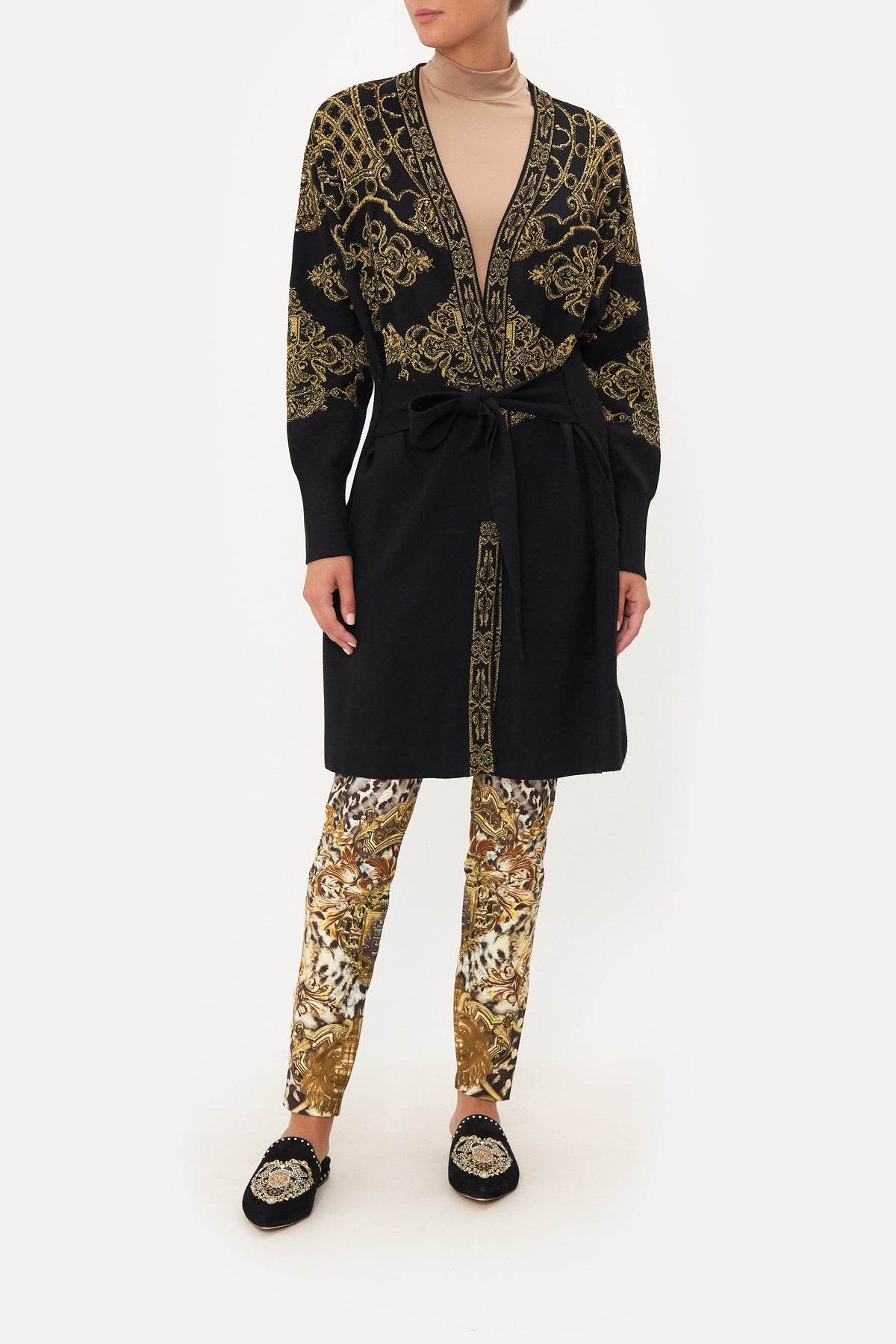 KNIT LAYER SHADOWS OF ARMADA