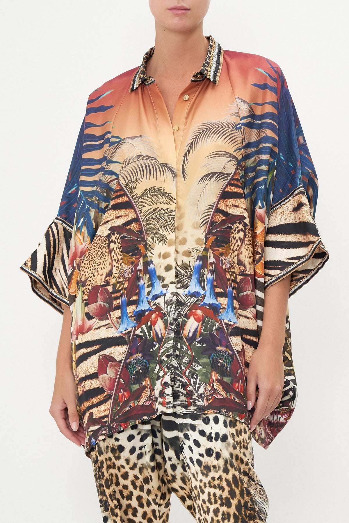 BATWING SHIRT NATURAL INSTINCT