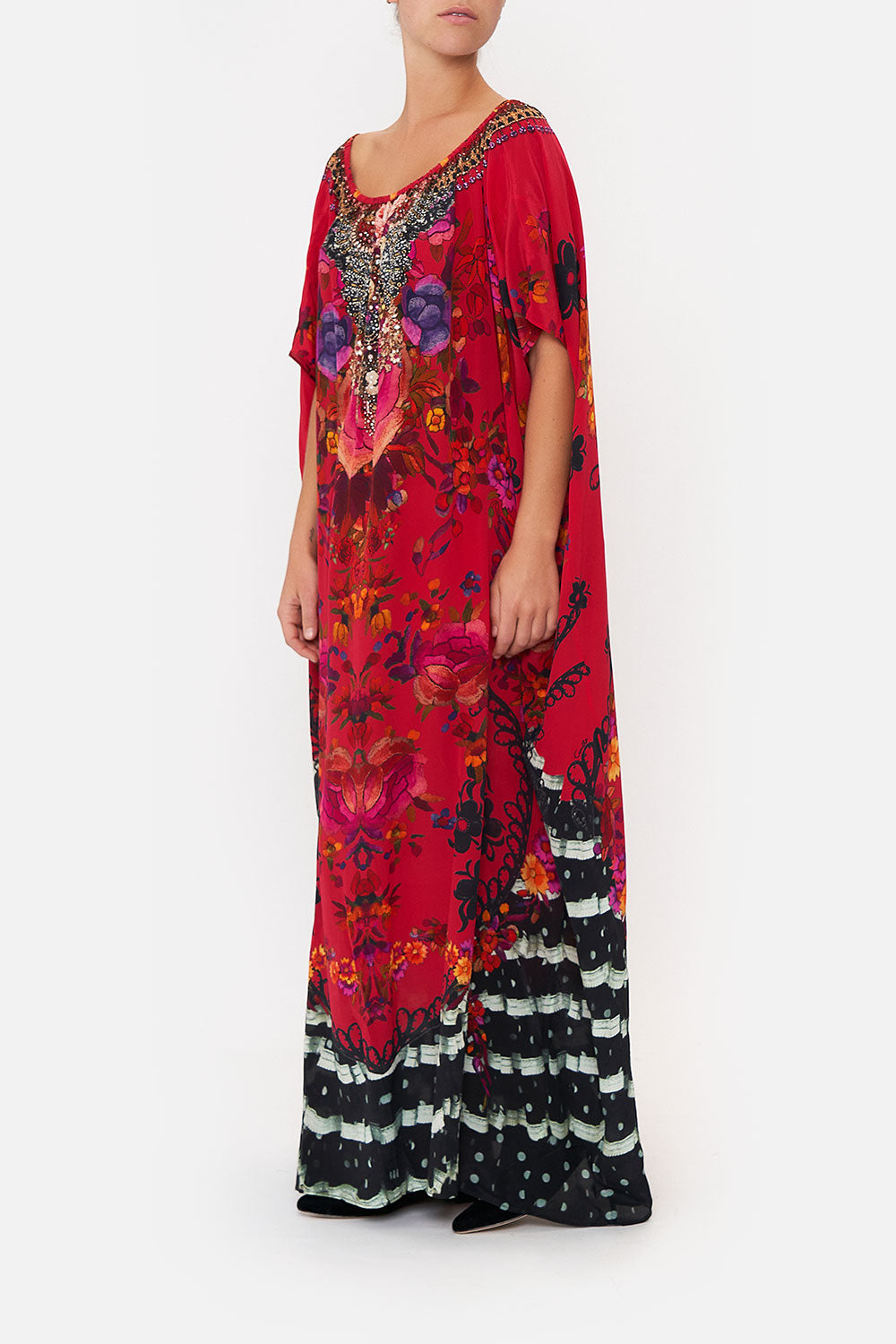 OFF SHOULDER KAFTAN VIEW FROM THE VEIL