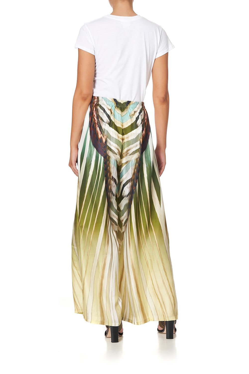 WIDE LEG TROUSER WITH FRONT POCKETS UP ON CLOUD NINE