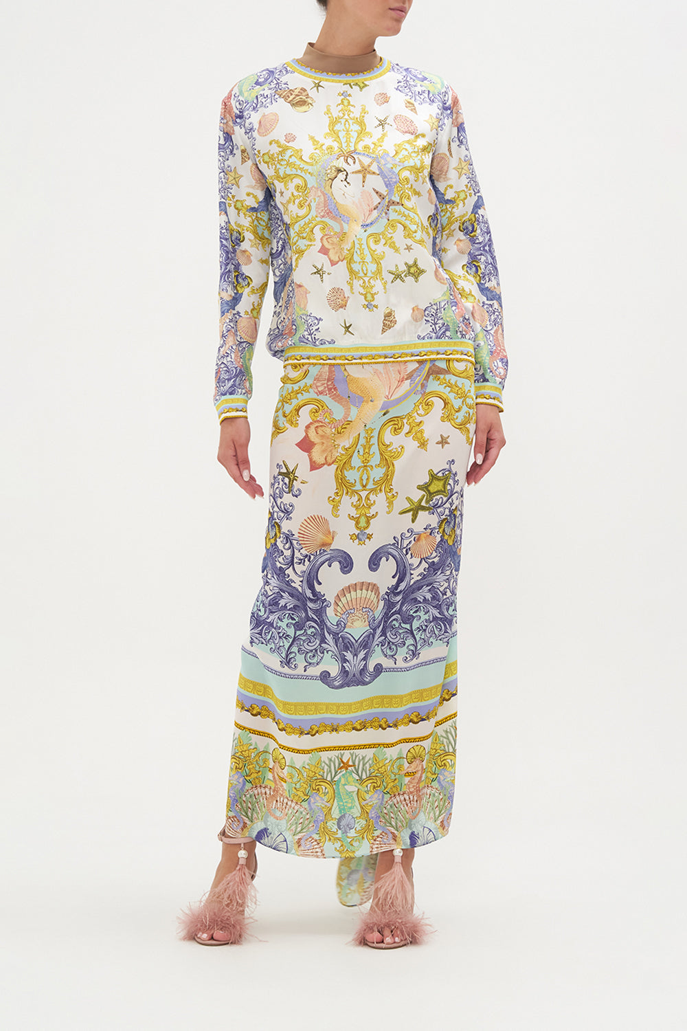 SWEATER STYLE TOP STAR OF THE SEA