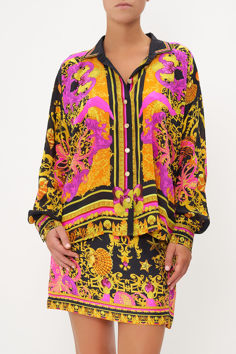 CURVED HEM SHIRT OCTOPIA