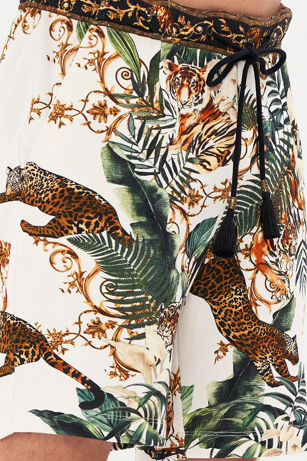 CUT OFF TRACK SHORT TIGER TRAP