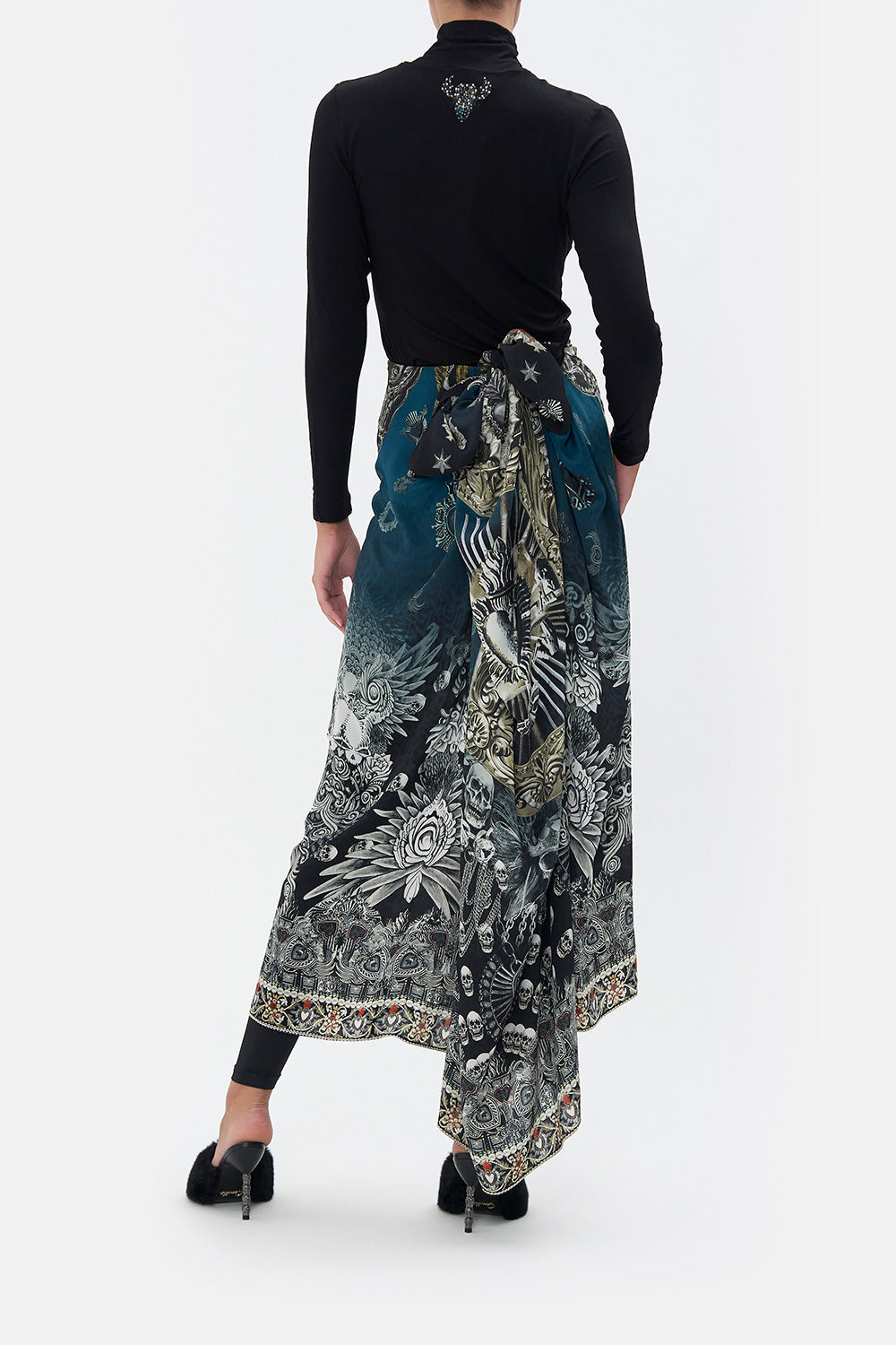 JERSEY TURTLENECK ANIMAL ANARCHY