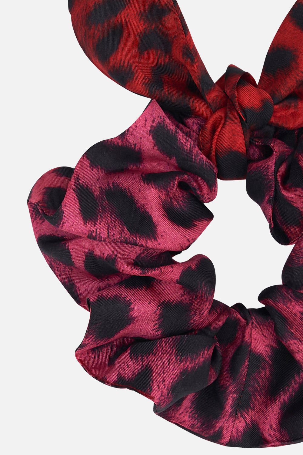 SCRUNCHIE LUCKY CHARMS