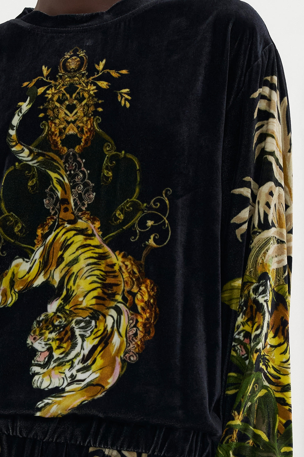 ROUND NECK SWEATER THE QUEENS KING