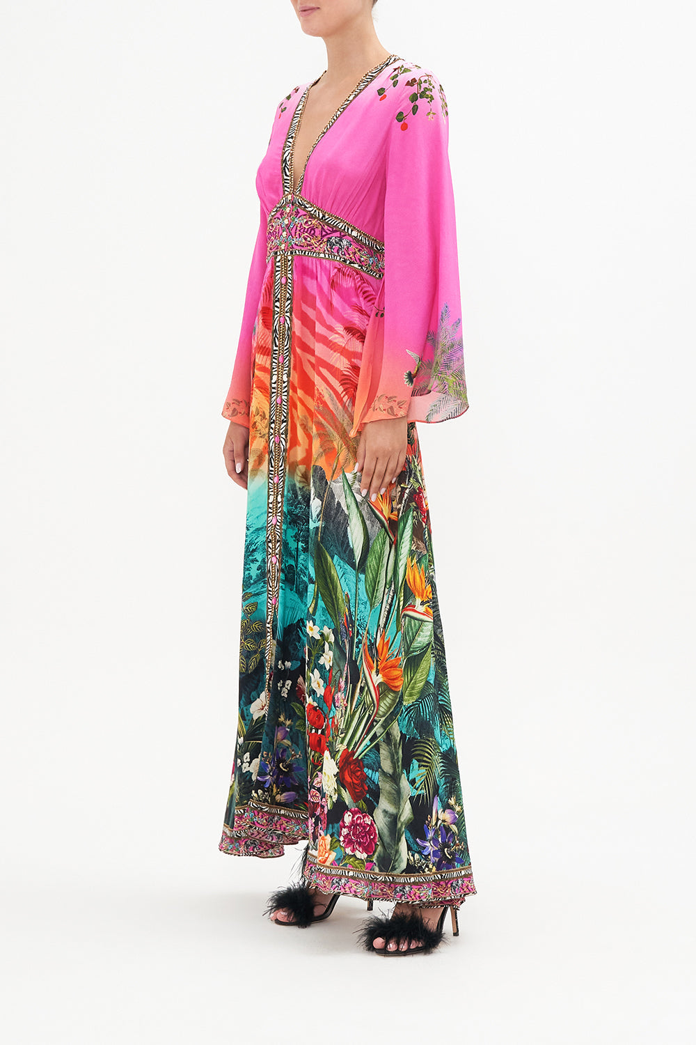 KIMONO SLEEVE DRESS WITH SHIRRING DETAIL UNTAMED RUNAWAY