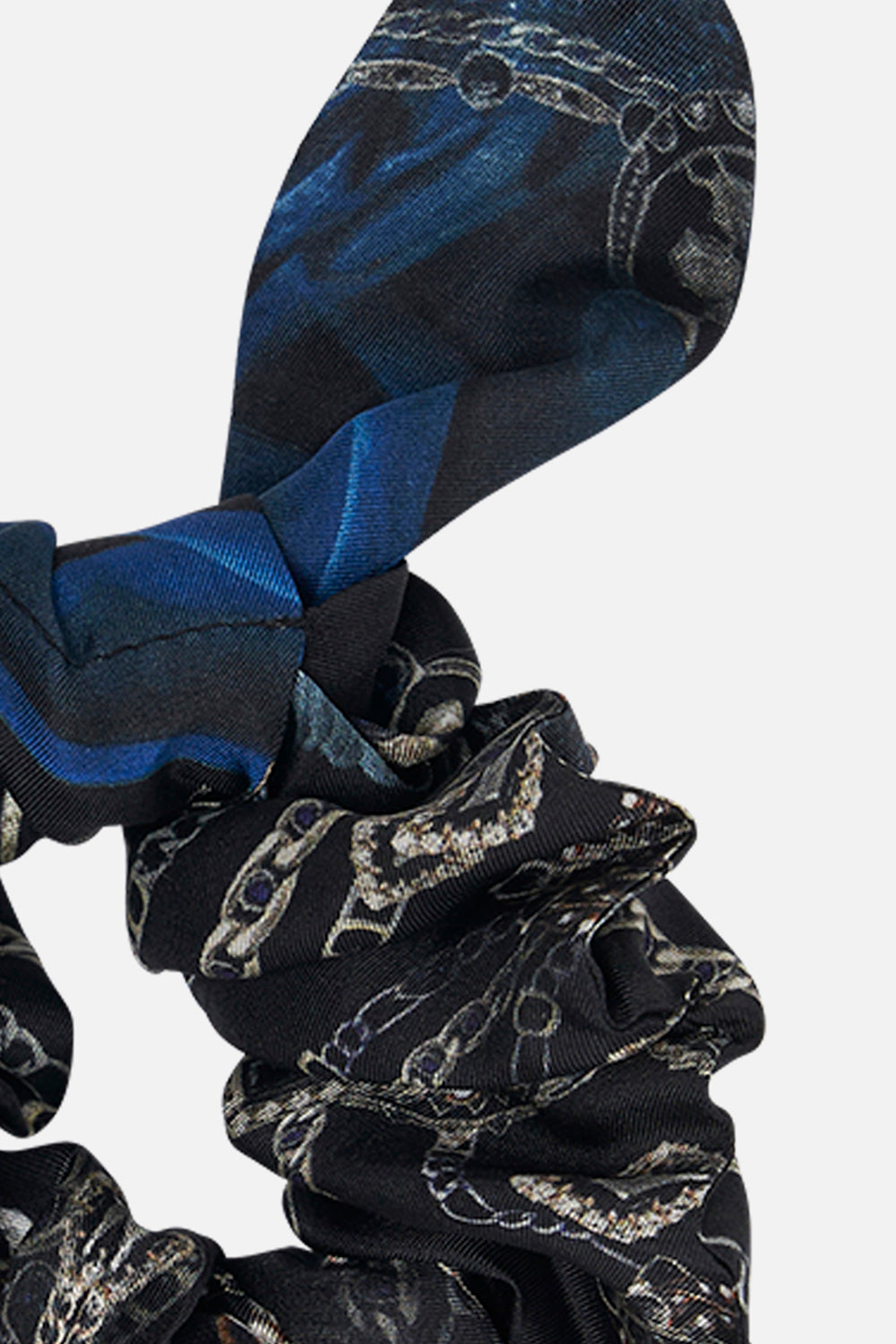 SCRUNCHIE GROUND CONTROL