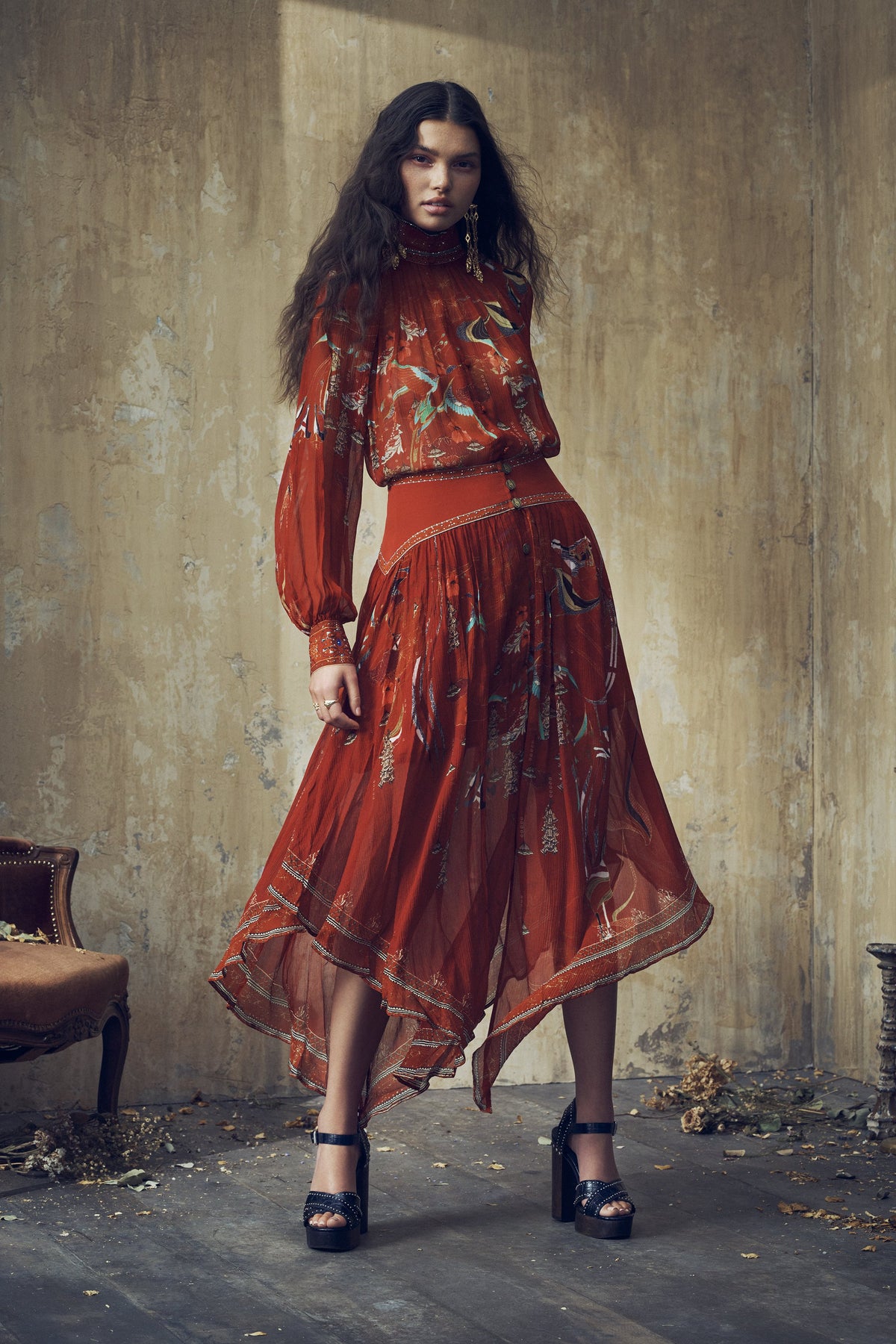 SHAPED WAIST SKIRT FORBIDDEN FRUIT