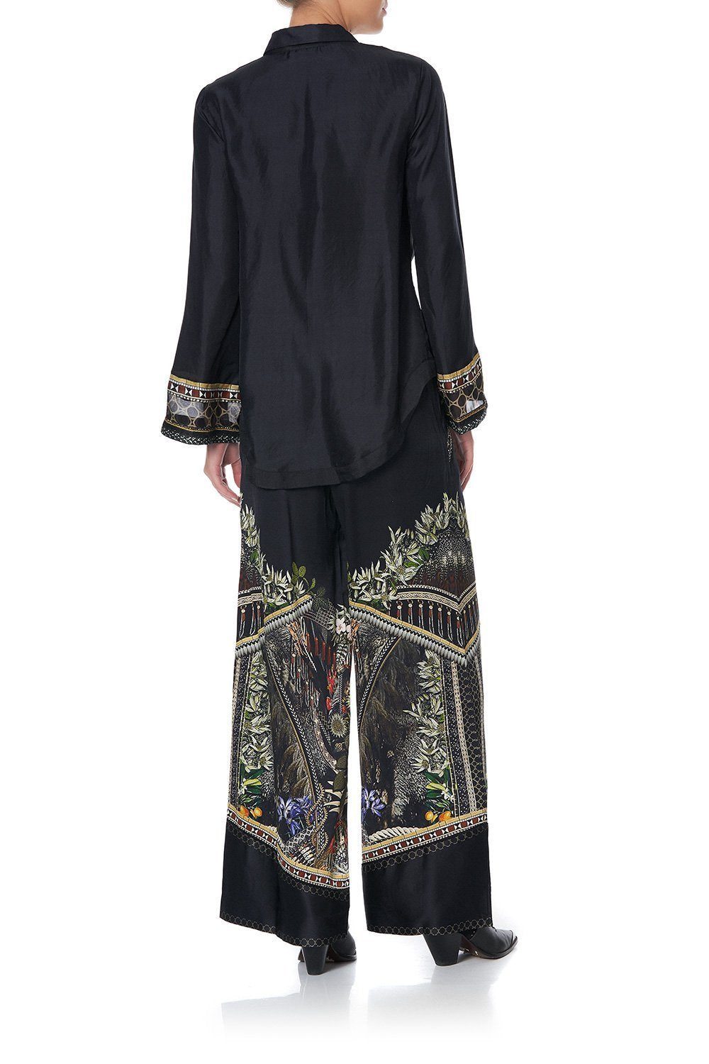 BUTTON DOWN SHIRT WITH CONTRAST BOTANICAL CHRONICLES