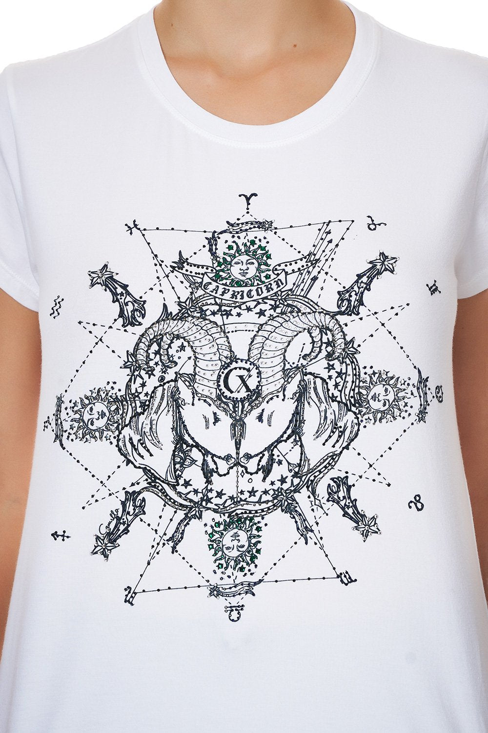 CURVED HEM FITTED TEE CAPRICORN