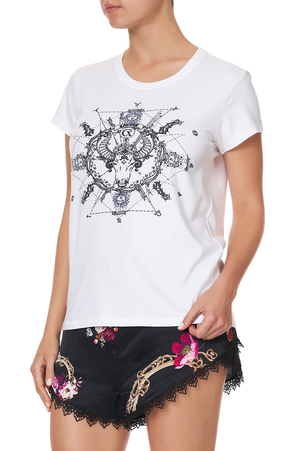 CURVED HEM FITTED TEE TEURUS