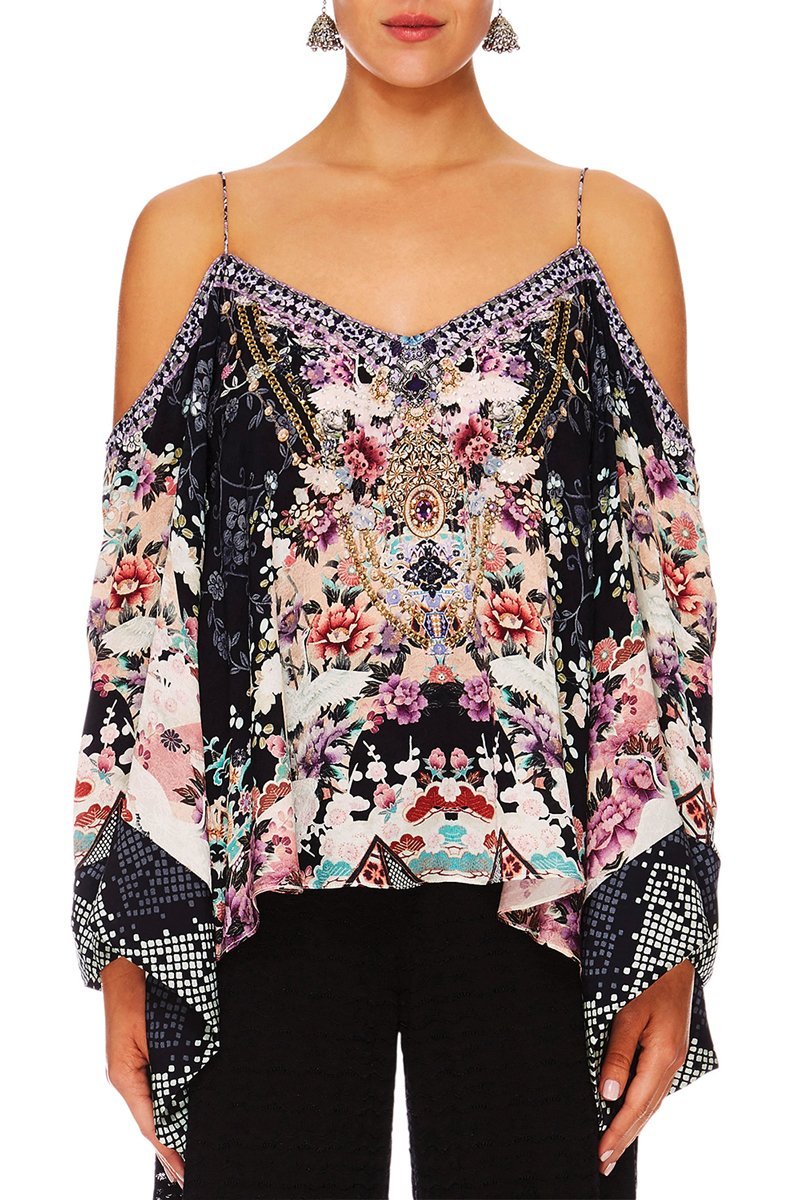 CAMILLA NIGHTS WITH HER FLARE SLEEVE TOP