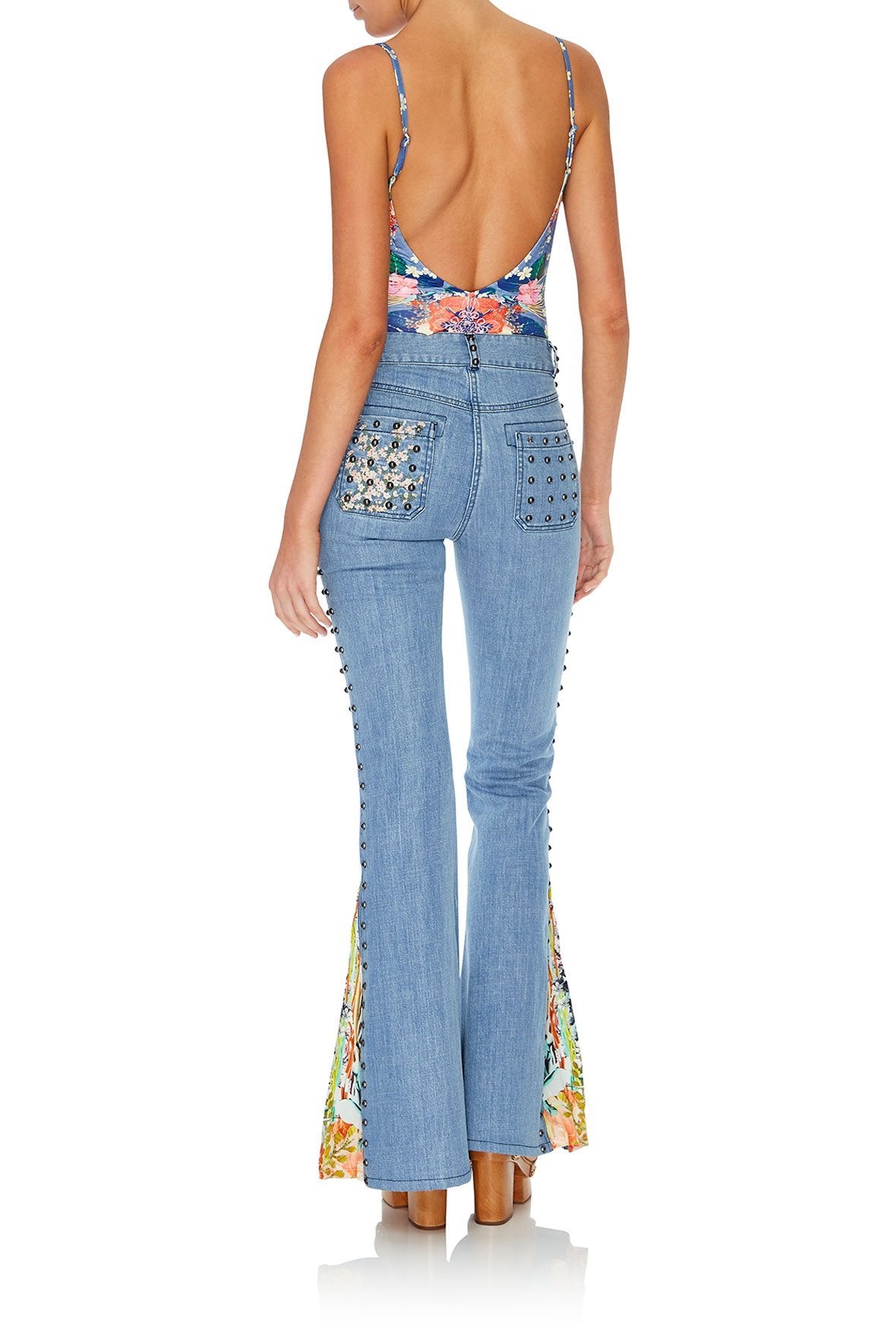 FLARED JEAN WITH CONTRAST PANEL THE STILL ABYSS