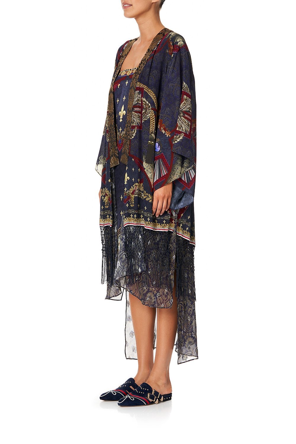 KIMONO WITH LONG UNDERLAY THIS CHARMING WOMAN