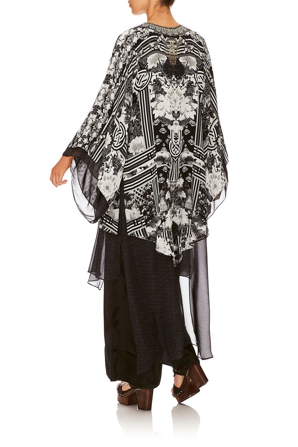 CAMILLA WILD MOONCHILD KIMONO W LONG UNDERLAY