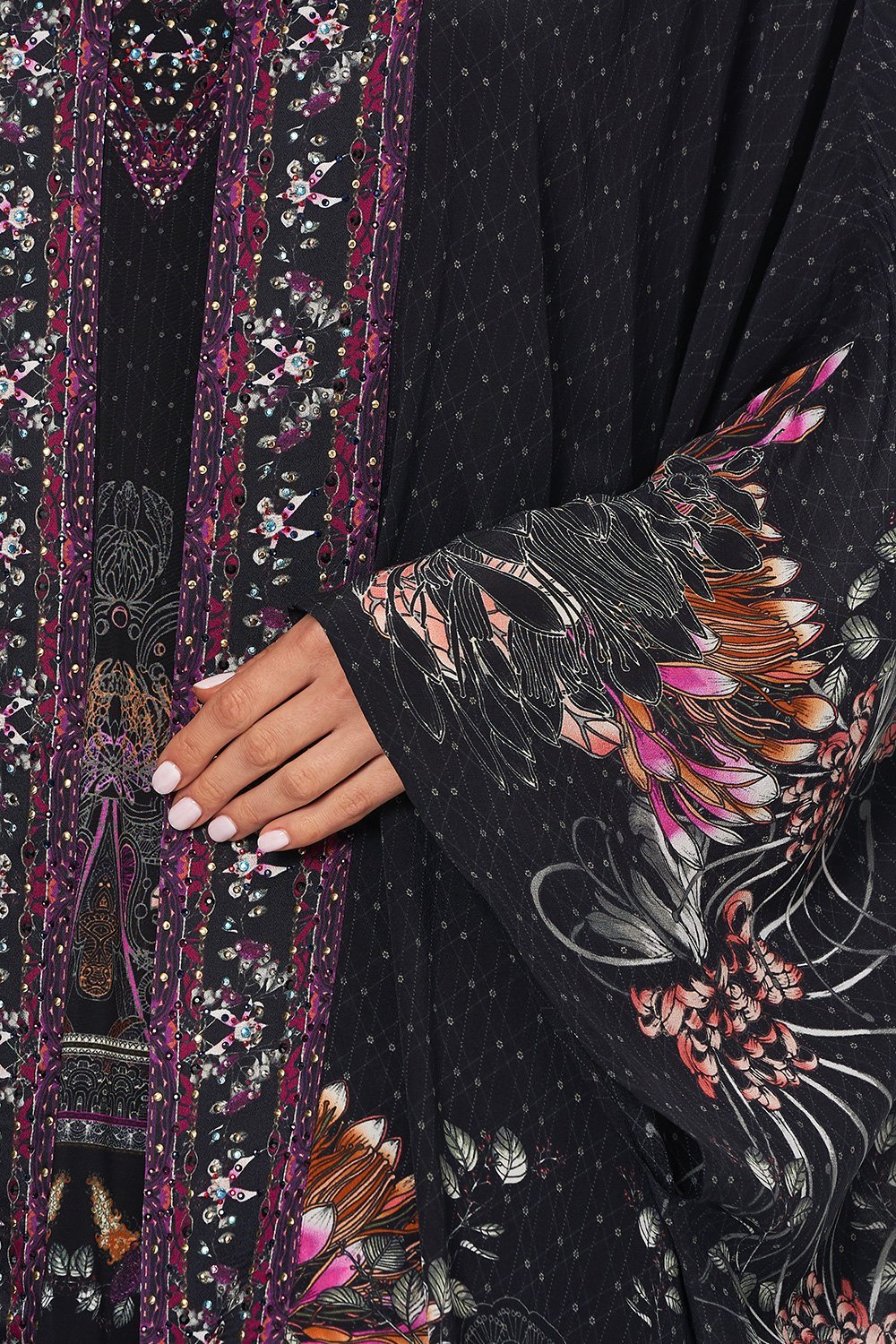 LAYER WITH KIMONO COLLAR RESTLESS NIGHTS