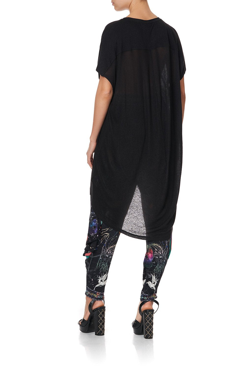 LONG SCOOP BACK HEM T-SHIRT MIDNIGHT MOON HOUSE