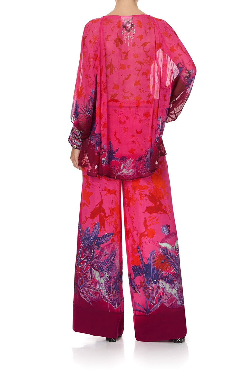RAGLAN SLEEVE BUTTON UP TOP TROPIC OF NEON – CAMILLA UK