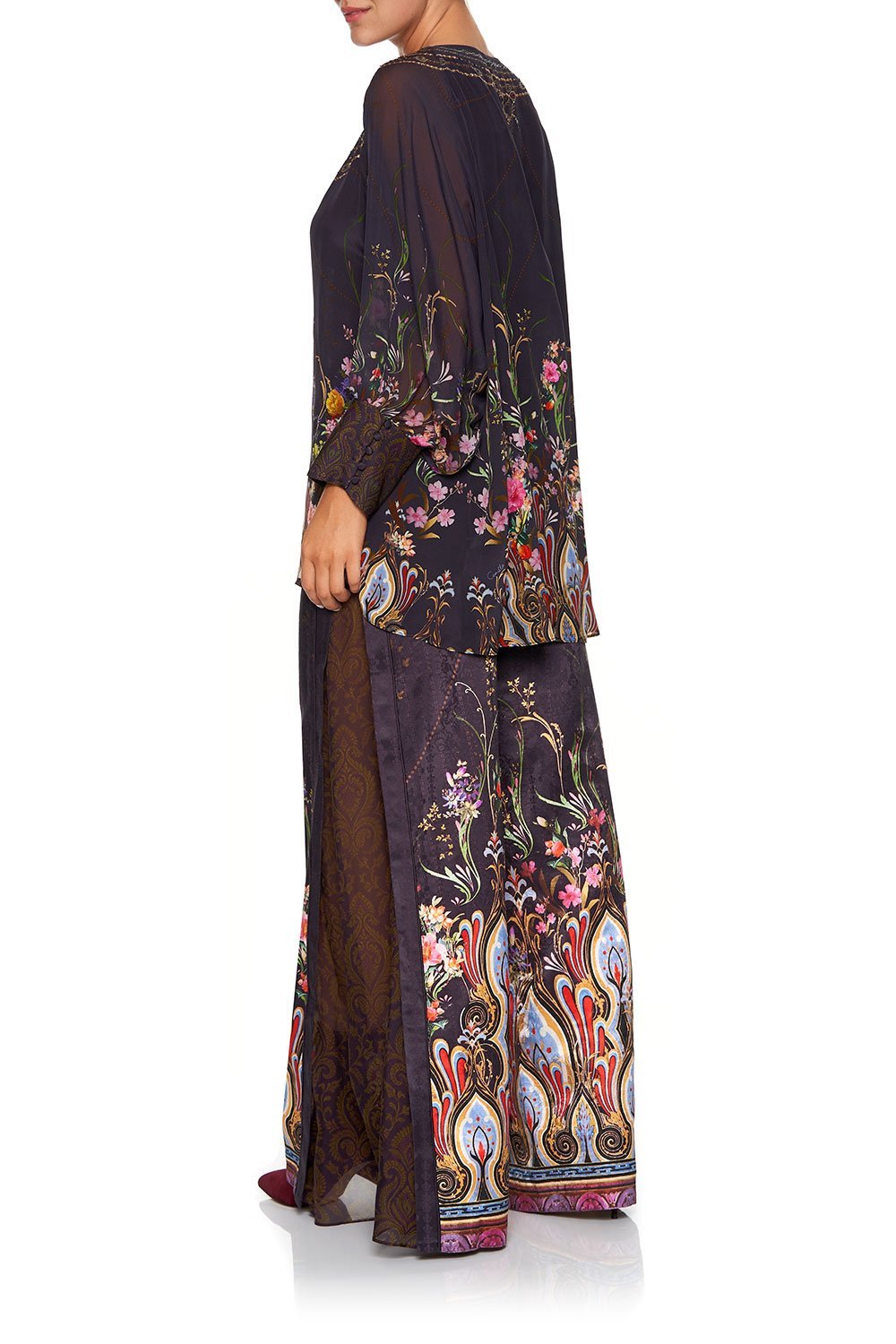 CAMILLA RAGLAN SLEEVE BUTTON UP TOP WILD FLOWER