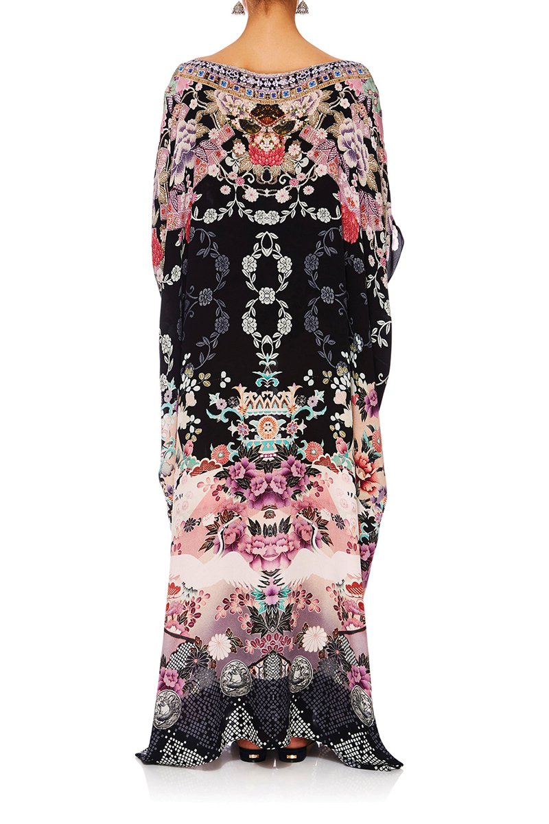 CAMILLA NIGHTS WITH HER ROUND NECK KAFTAN