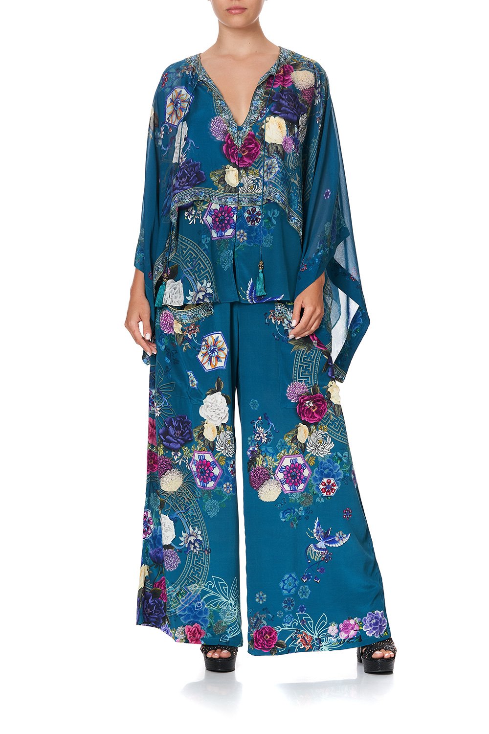 SHEER LAYERED TOP LUNAR GAZING