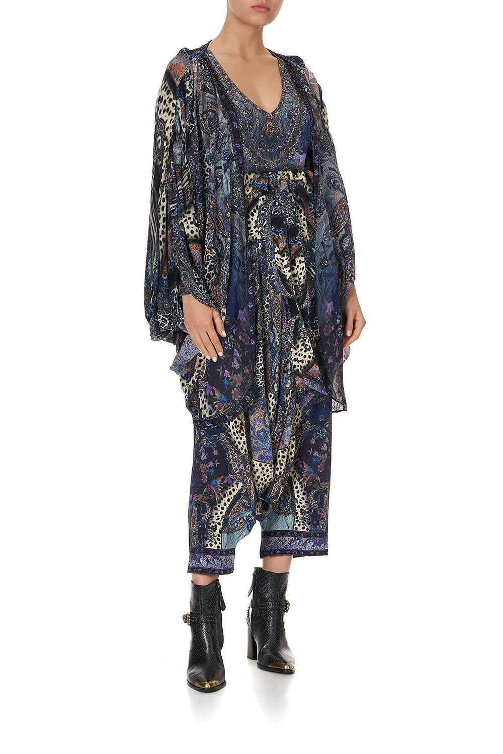 SHORT GATHERED LAYER WITH DRAPED SHOULDER FESTIVAL EXPRESS