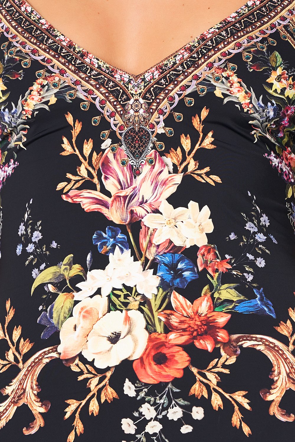 V NECK SLIP FRIEND IN FLORA