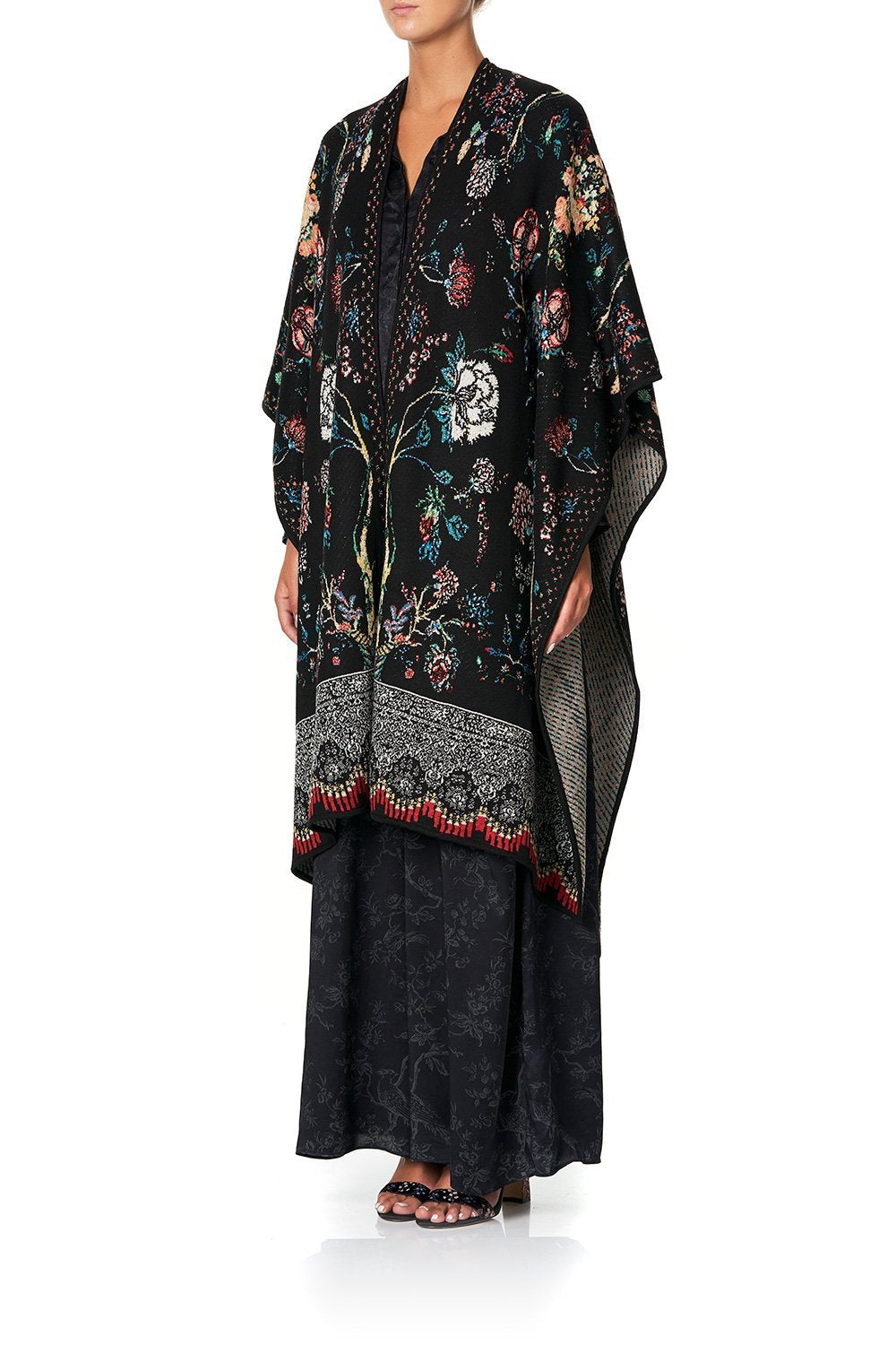 CAMILLA THROW OVER PONCHO HAUTE PROVINCIAL