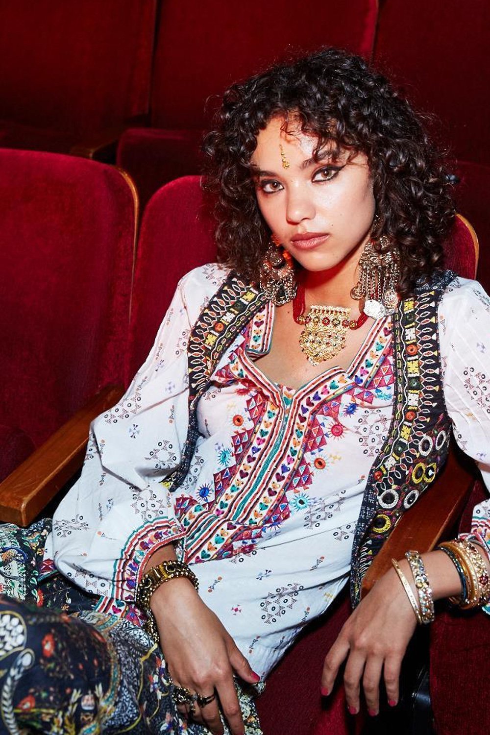 LOVE SONG PEASANT BLOUSE W FRONT LACING