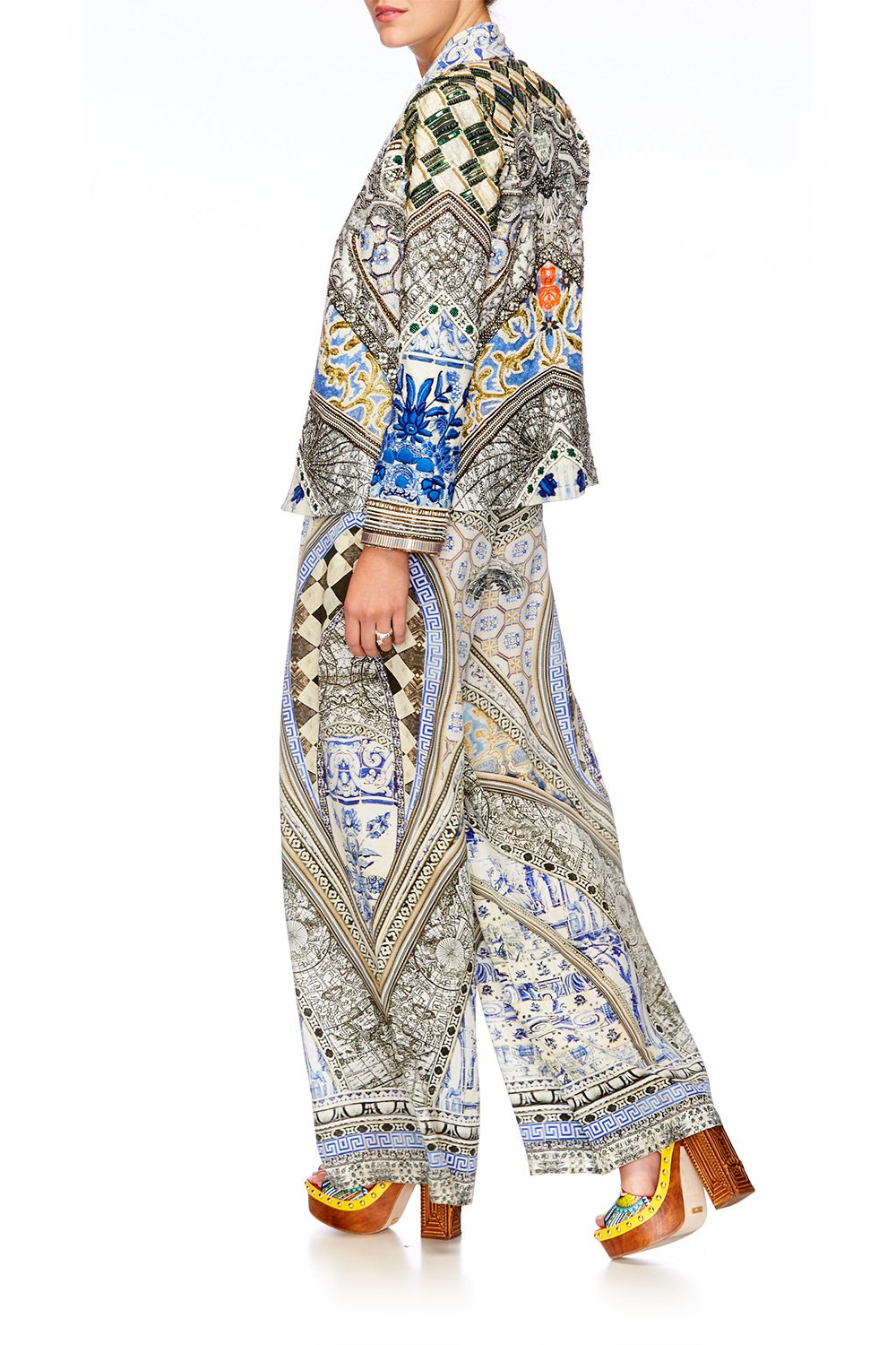 LOST IN A DREAM JACKET W REMOVABLE COLLAR