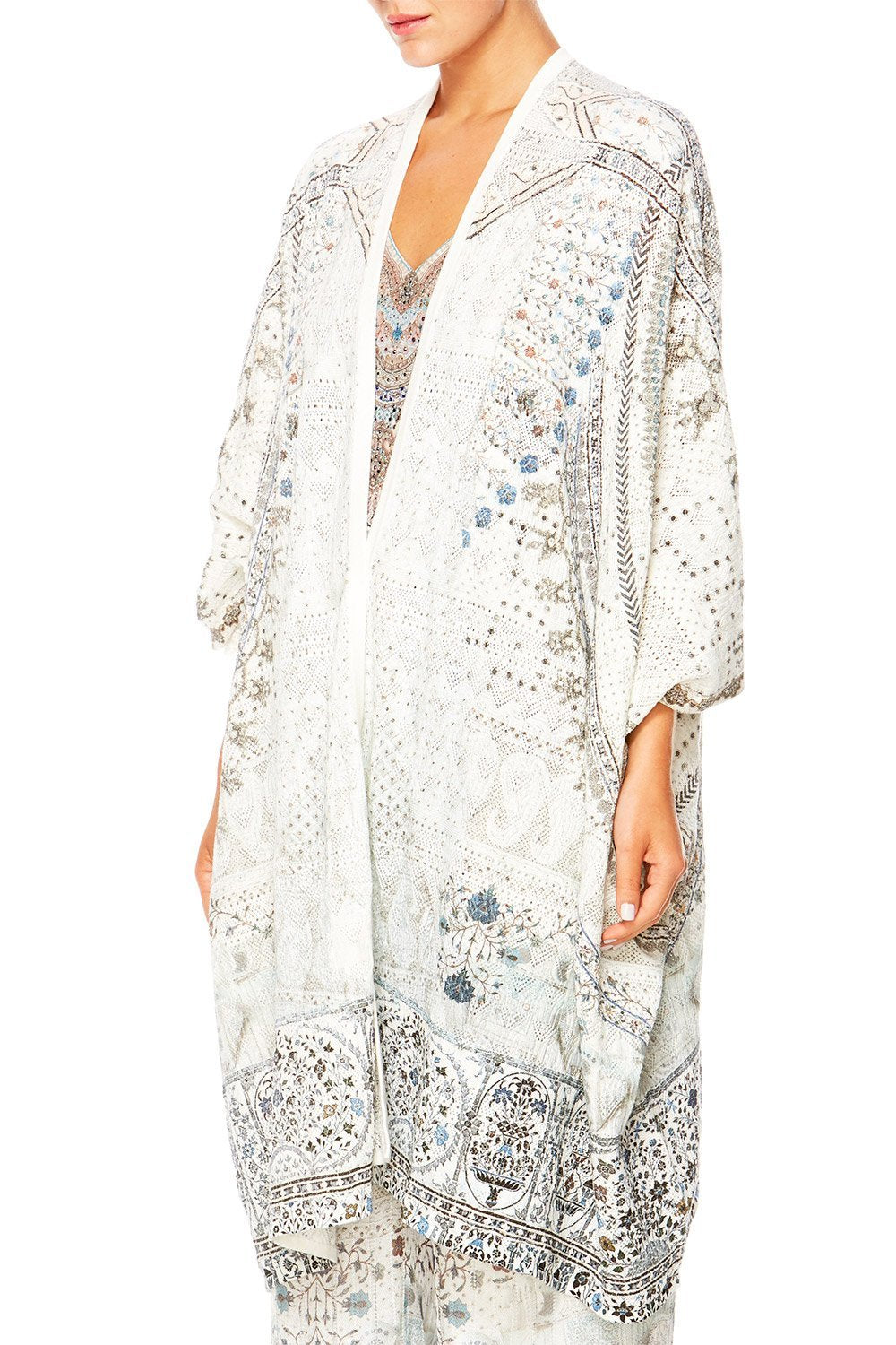 BREAKFAST WITH SILVIA KNIT CAPE