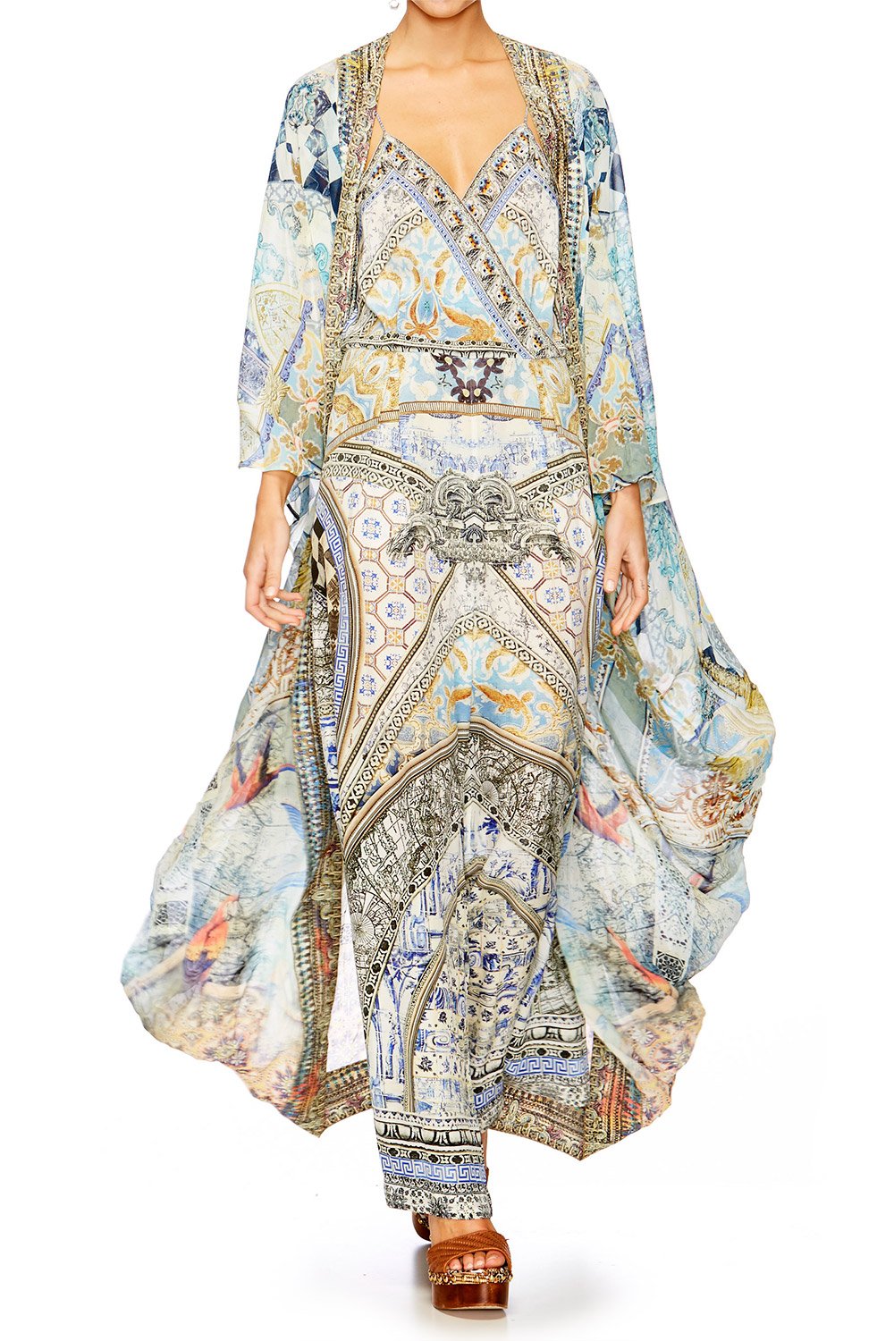 LOVERS DREAM LONG SLEEVE LONG CAPE