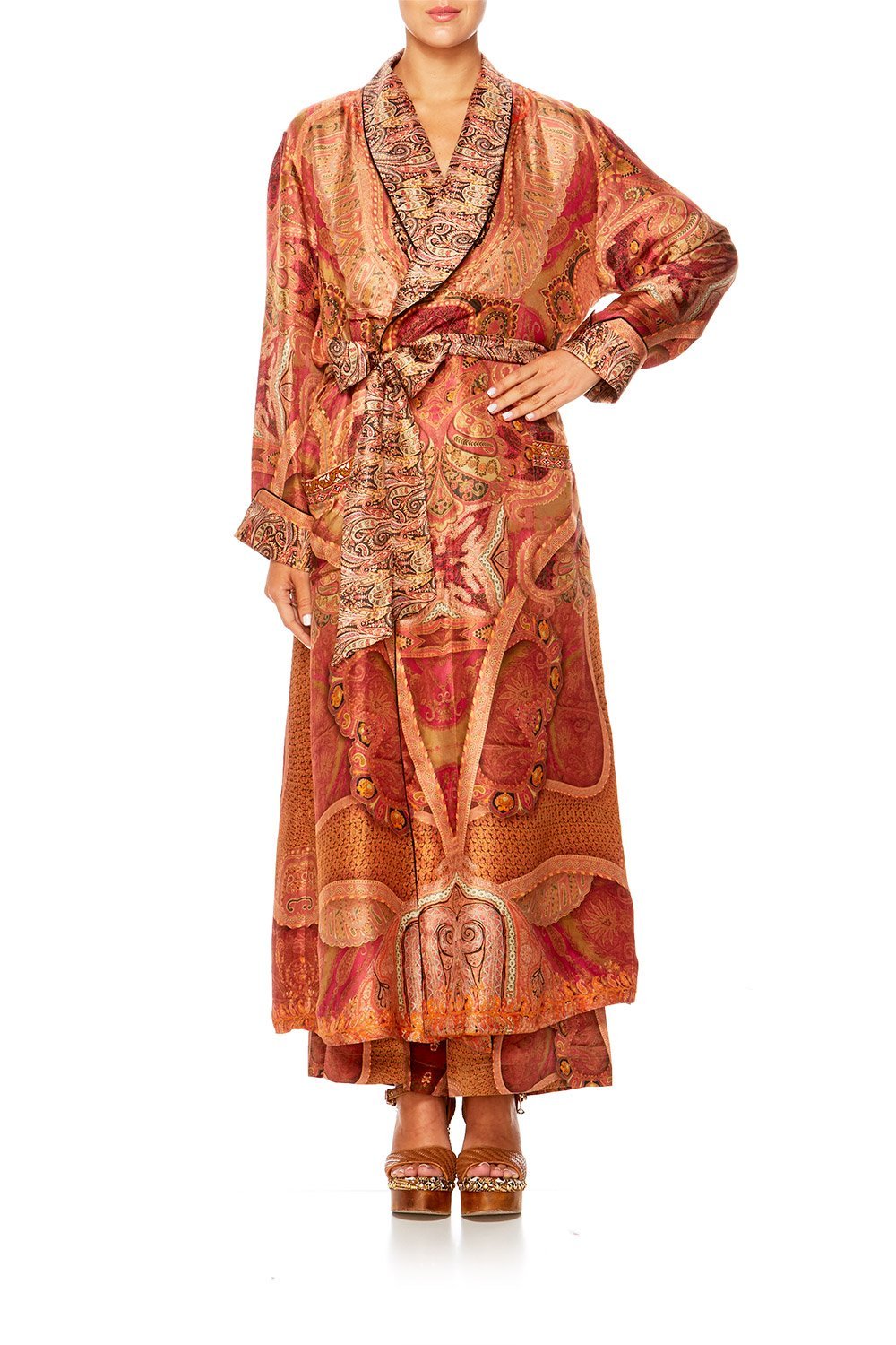 FAMILY GATHERING LONG ROBE W TIE