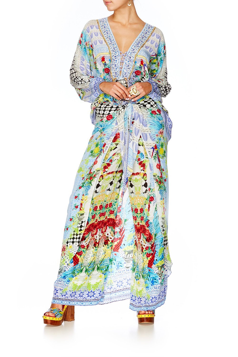 MASKING MADNESS LACE UP SHIRT