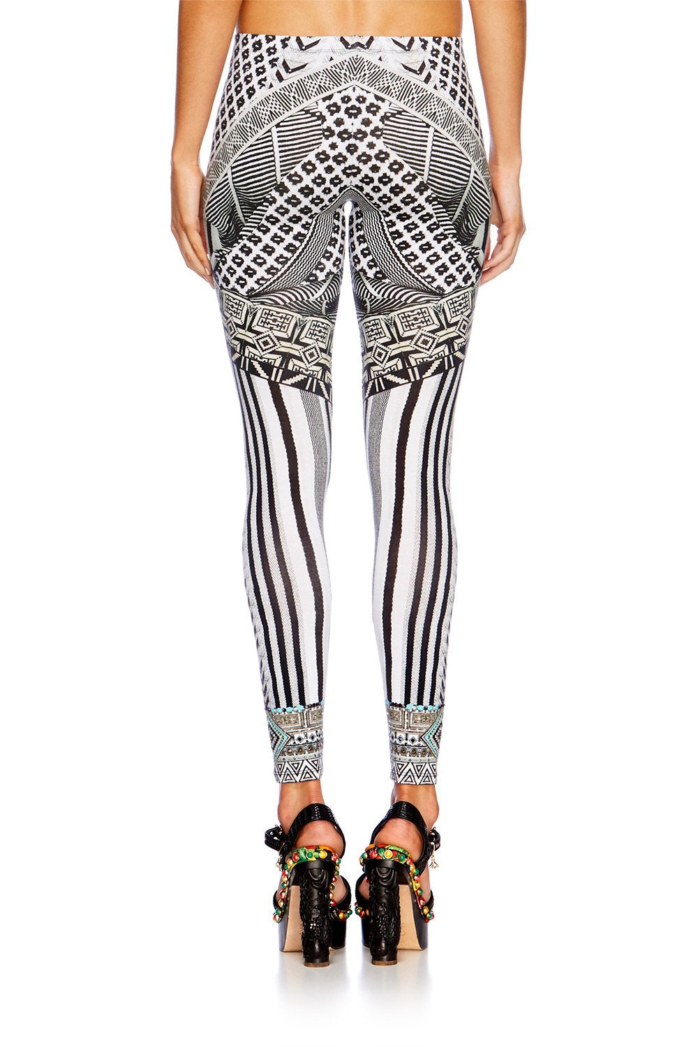 HANGING AROUND LEGGINGS