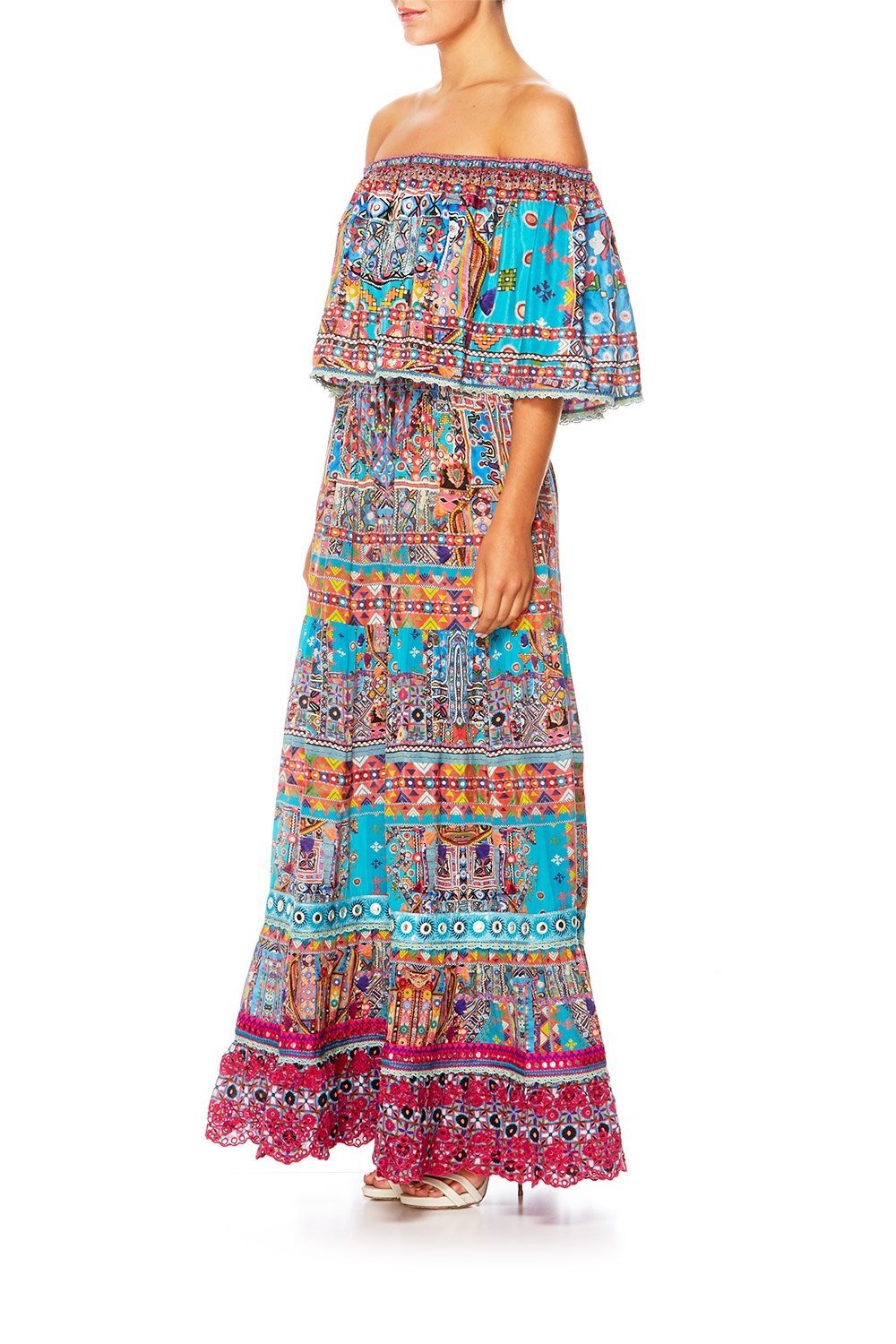 FAMILY GATHERING LONG ROBE W TIE