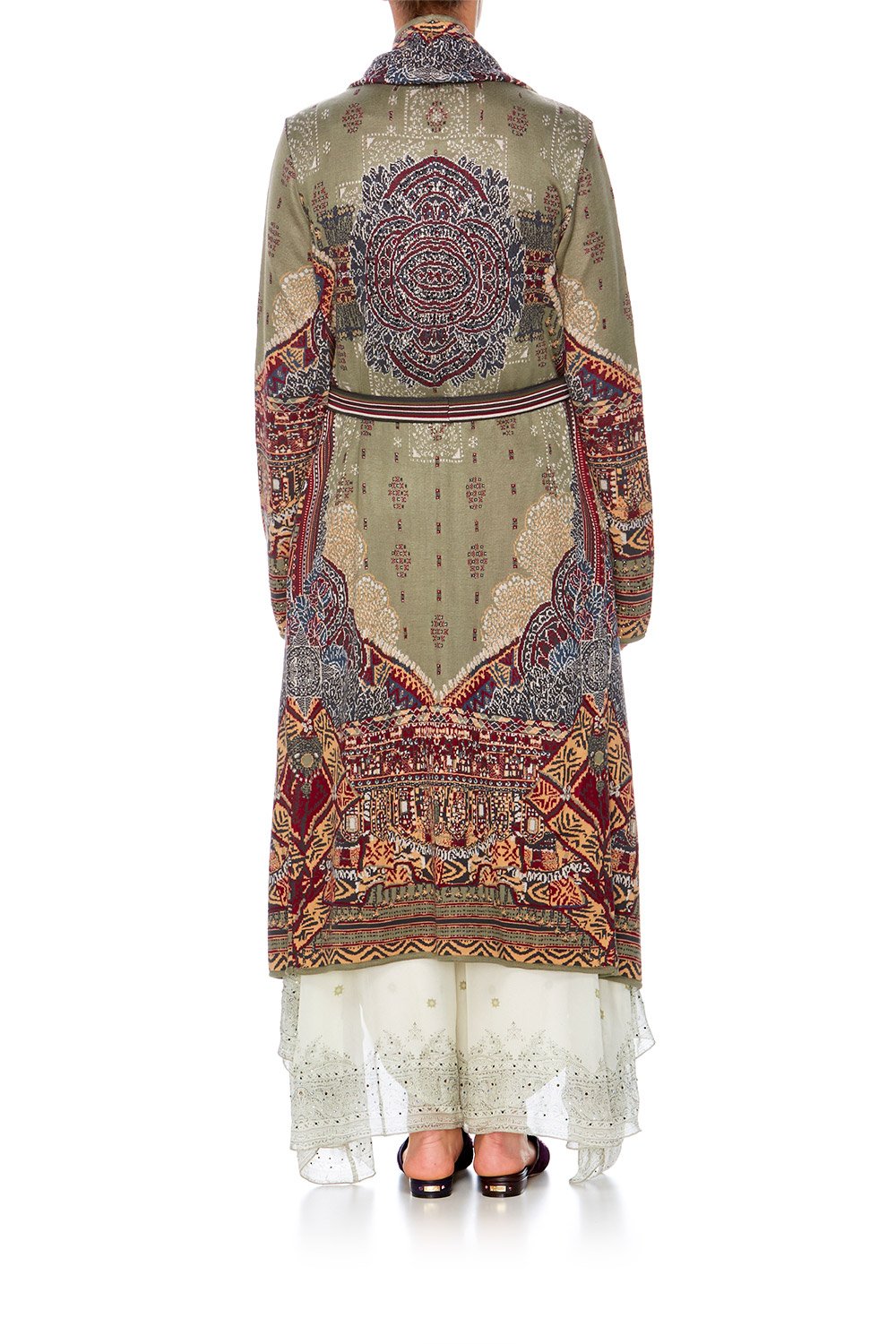 THE CARAVAN OVERSIZED COLLAR KNIT