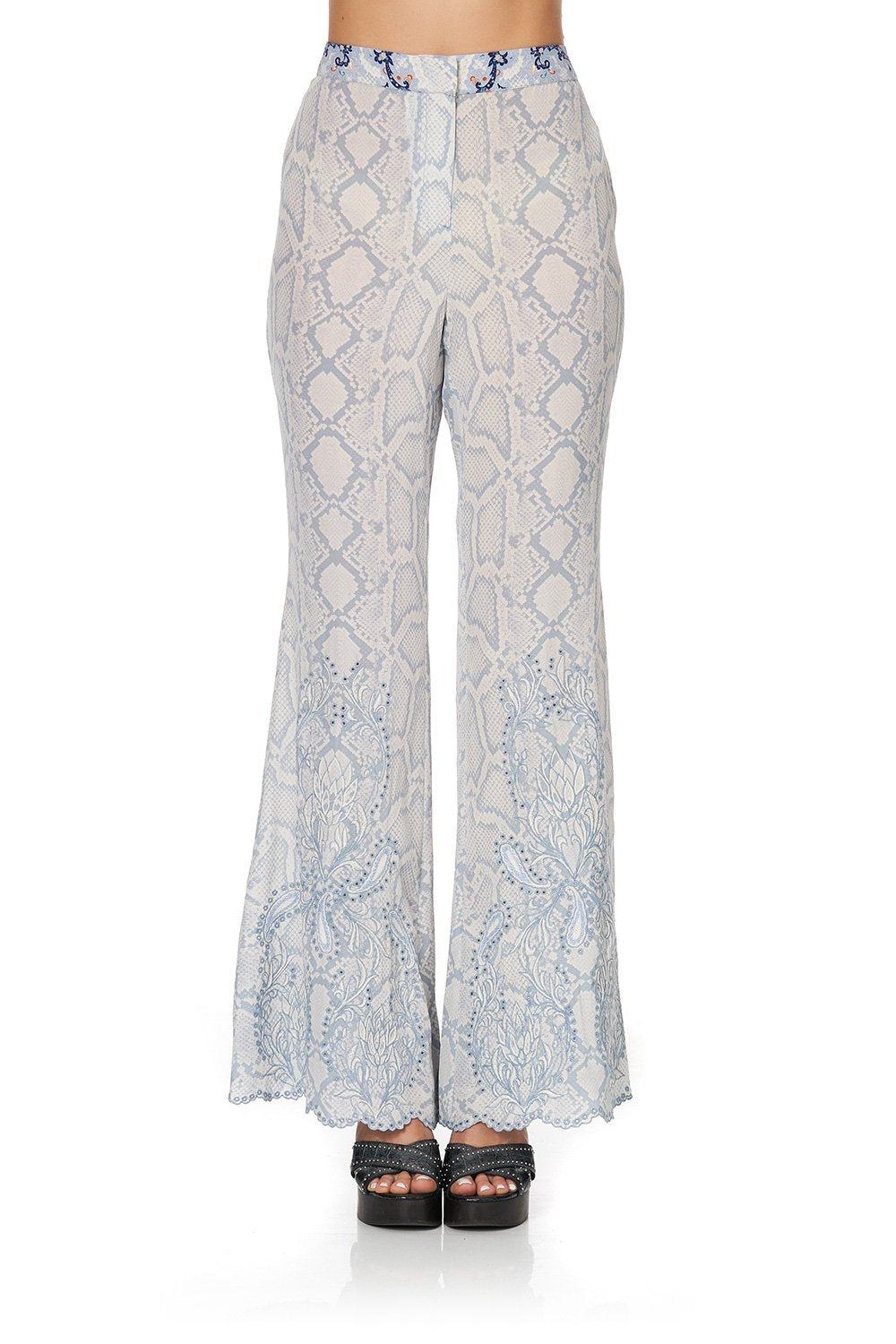 SOFT FLARE BUSH DIAMOND